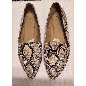 A New Day Women Brown Beige Tones Snake Print Flats Size 10 Slip On